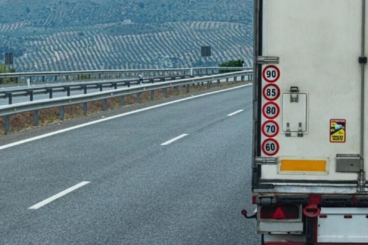 برچسبهای محدودیت سرعت برچسبهای محدودیت سرعت